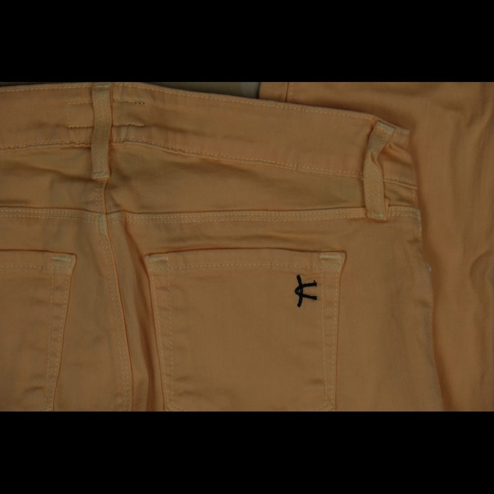 Jean - Picture 2 of 10